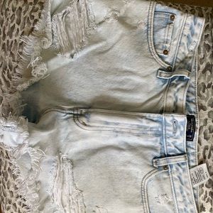 Women’s High rise jean shorts